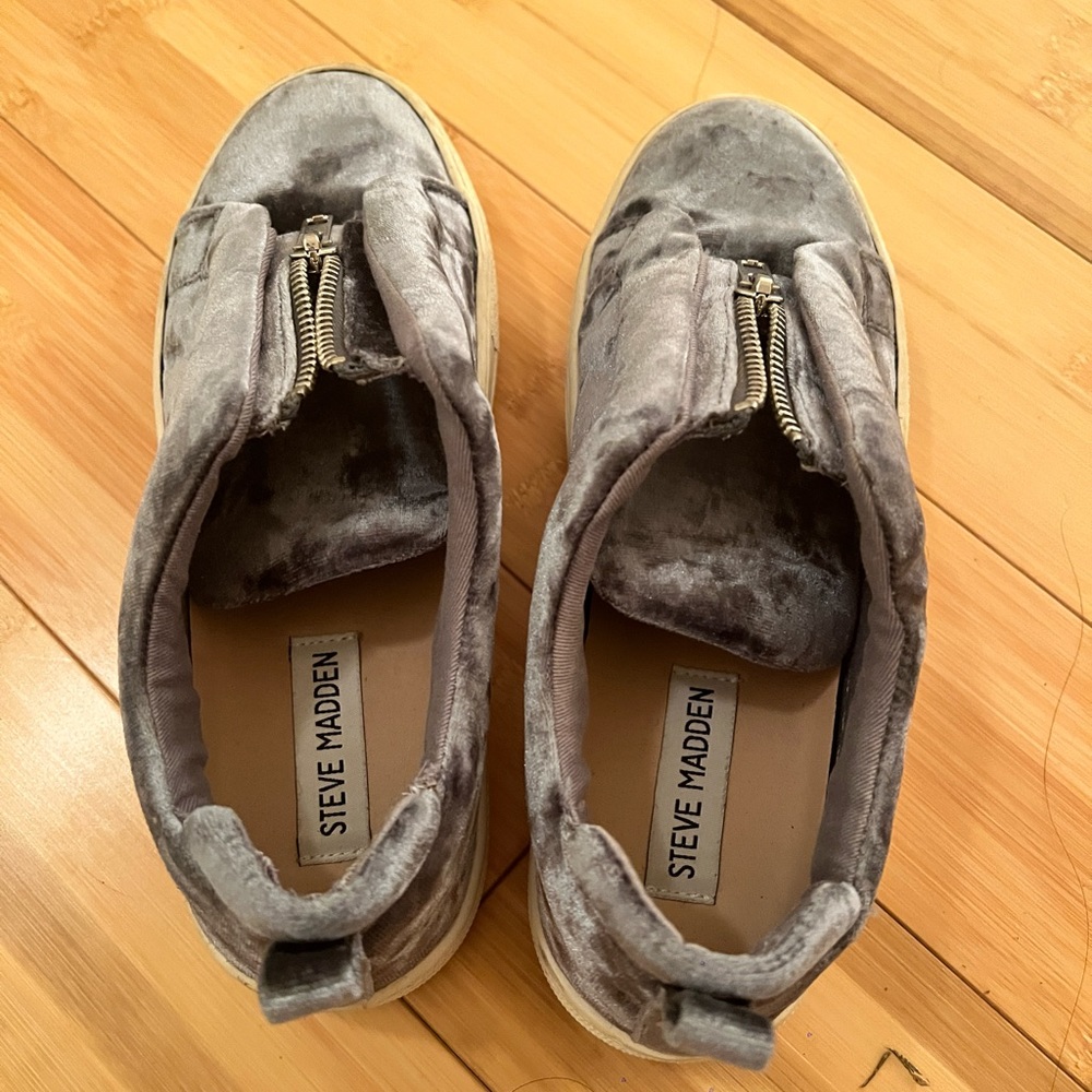 Steve Madden Velvet Trainer with Zippers